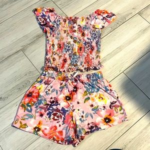 beautiful top and short set